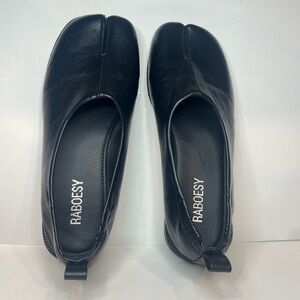 Raboesy black leather Tabi ballet flat Sz EU40 US9.5